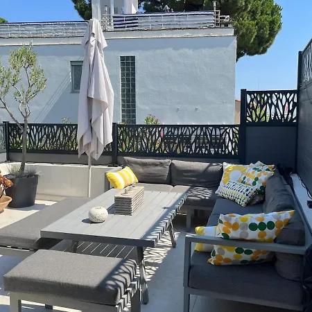 Willa Magical With Secluded Garden - Beach, Port & Centre Vallauris