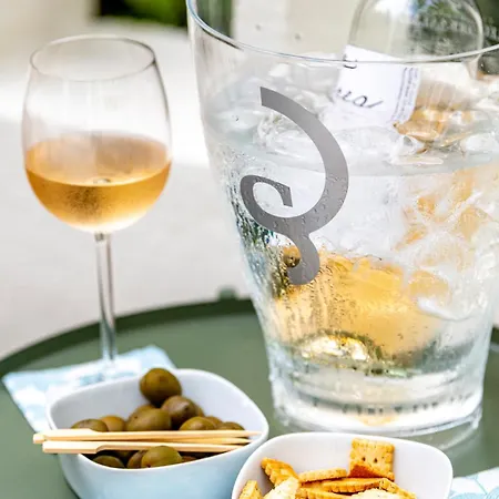 Magical With Secluded Garden - Beach, Port & Centre * Vallauris